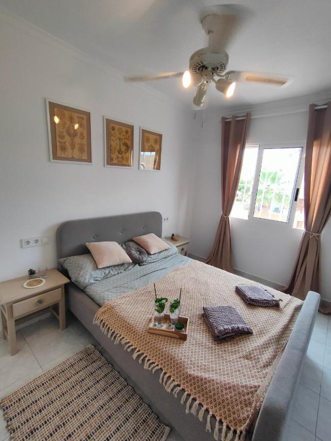 Casa De Buenos Dias Apartman Torrevieja Kültér fotó