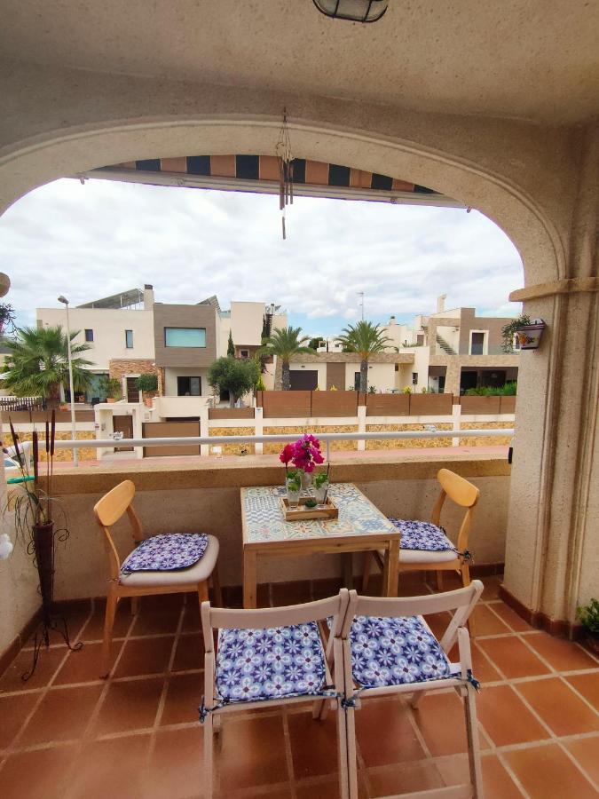 Casa De Buenos Dias Apartman Torrevieja Kültér fotó