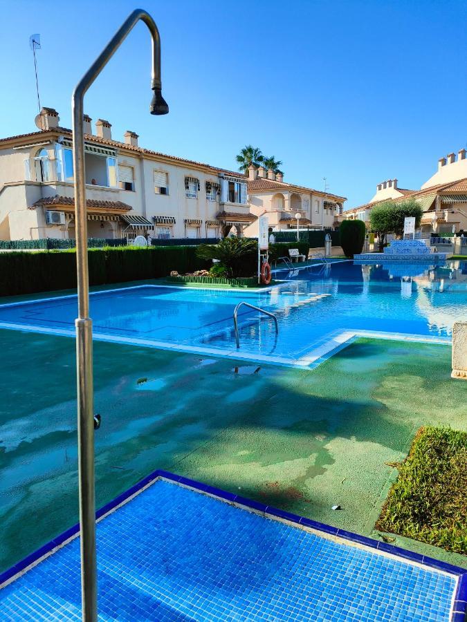 Casa De Buenos Dias Apartman Torrevieja Kültér fotó