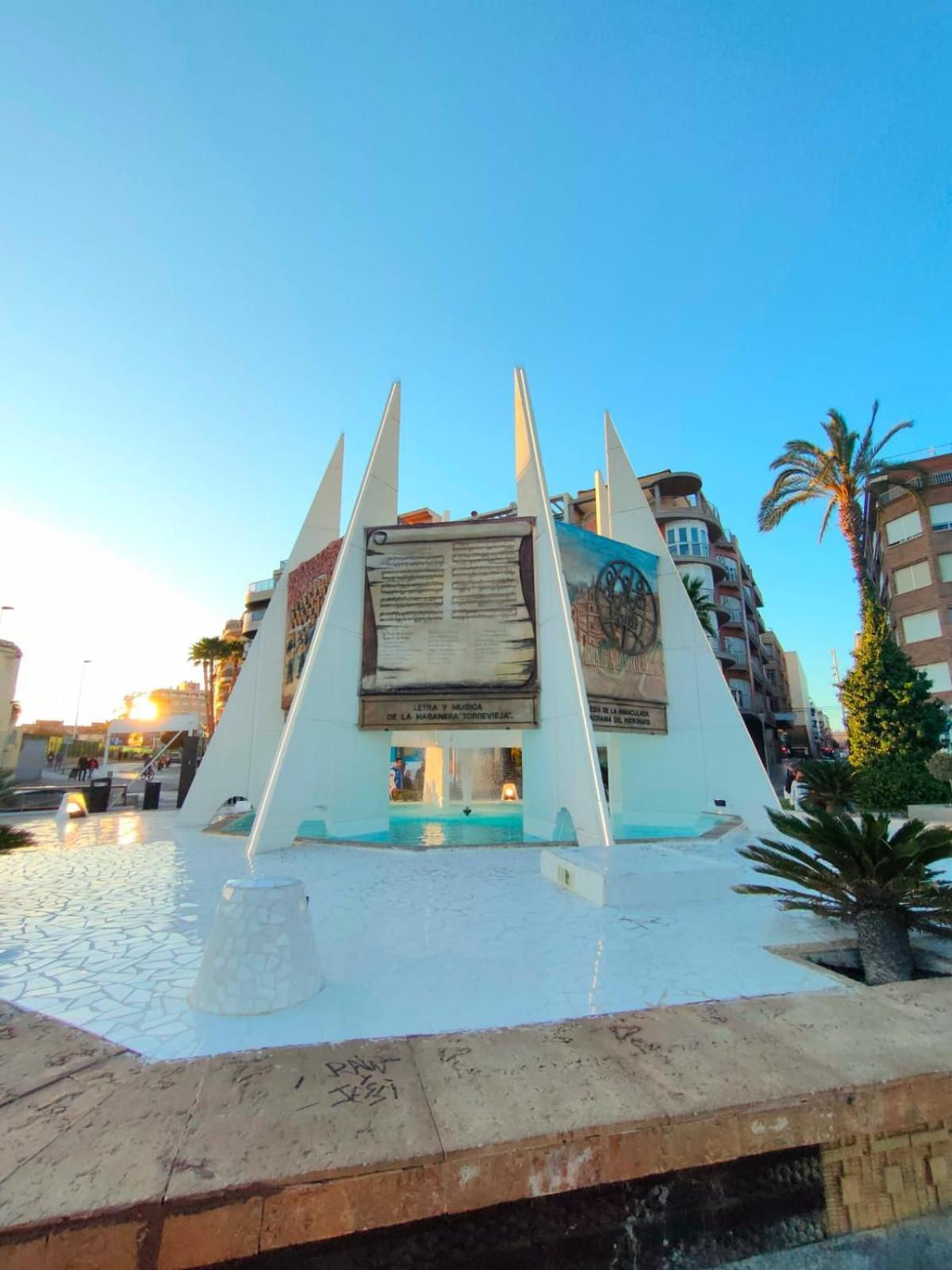Casa De Buenos Dias Apartman Torrevieja Kültér fotó